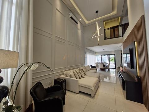 Casa à venda em Salto, Condomínio Mirante dos Ipês, com 3 suítes, com 293 m²